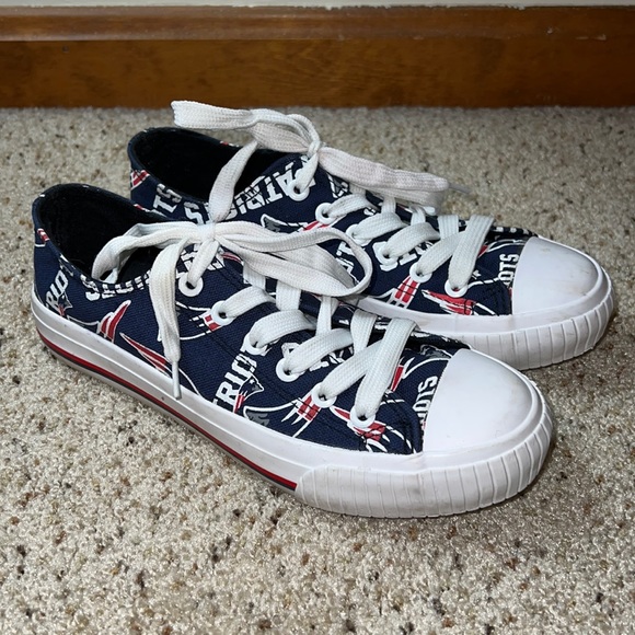 Foco Shoes - New England Patriots Logo Sneakers- 6